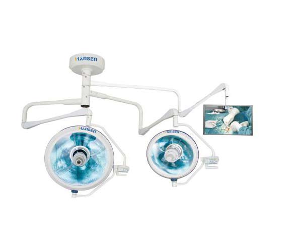 LA2 700500HSD内置摄像整体反射无影灯.jpg